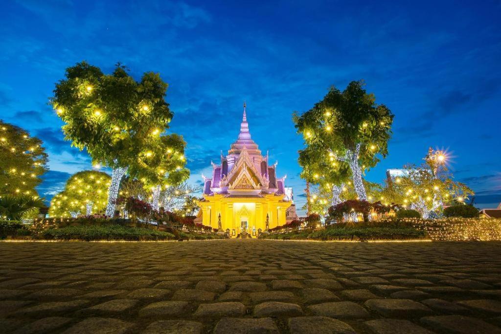 Chada Veranda Hotel Khon Kaen Extérieur photo