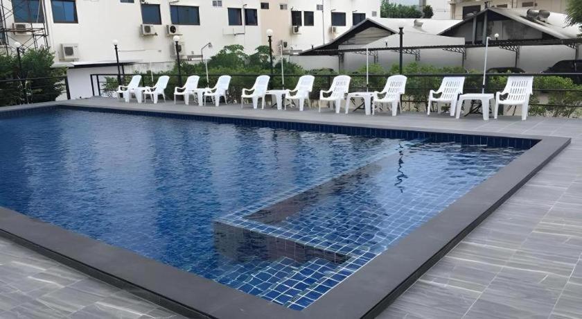 Chada Veranda Hotel Khon Kaen Extérieur photo