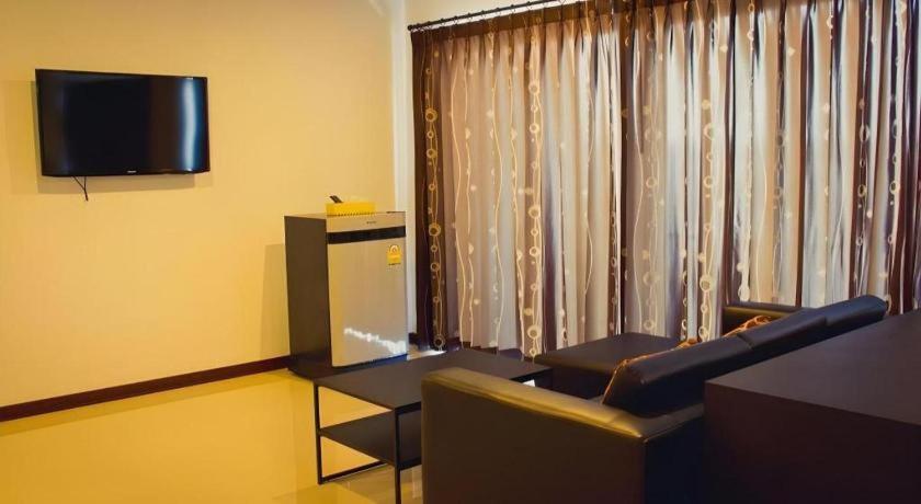 Chada Veranda Hotel Khon Kaen Extérieur photo