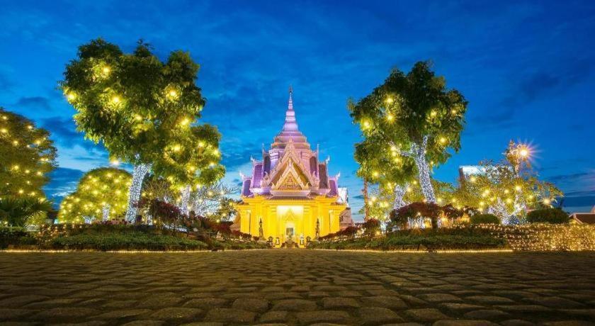 Chada Veranda Hotel Khon Kaen Extérieur photo